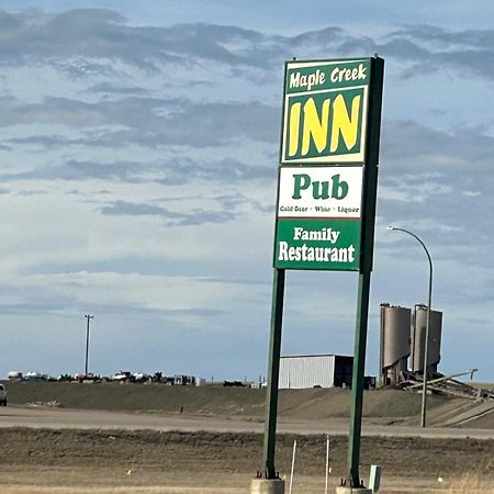 Maple Creek Motor Inn Luaran gambar