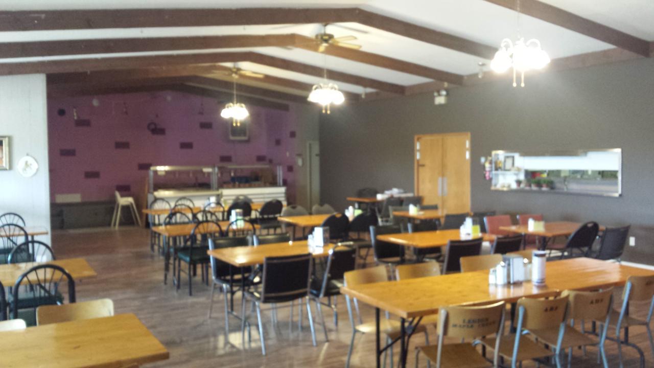 Maple Creek Motor Inn Luaran gambar